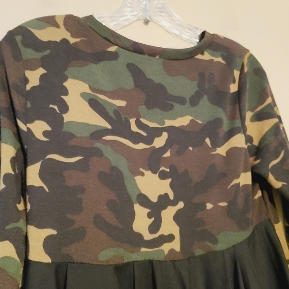 Yellow Cabbage | Women's Camo High Low Ruffle Blouse or Dress (Size Medium) - Picture 10 of 14